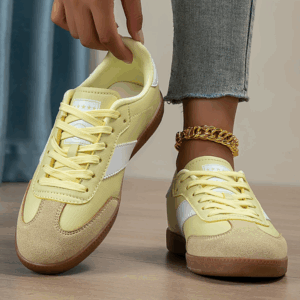 Lightweight Casual Sneakers